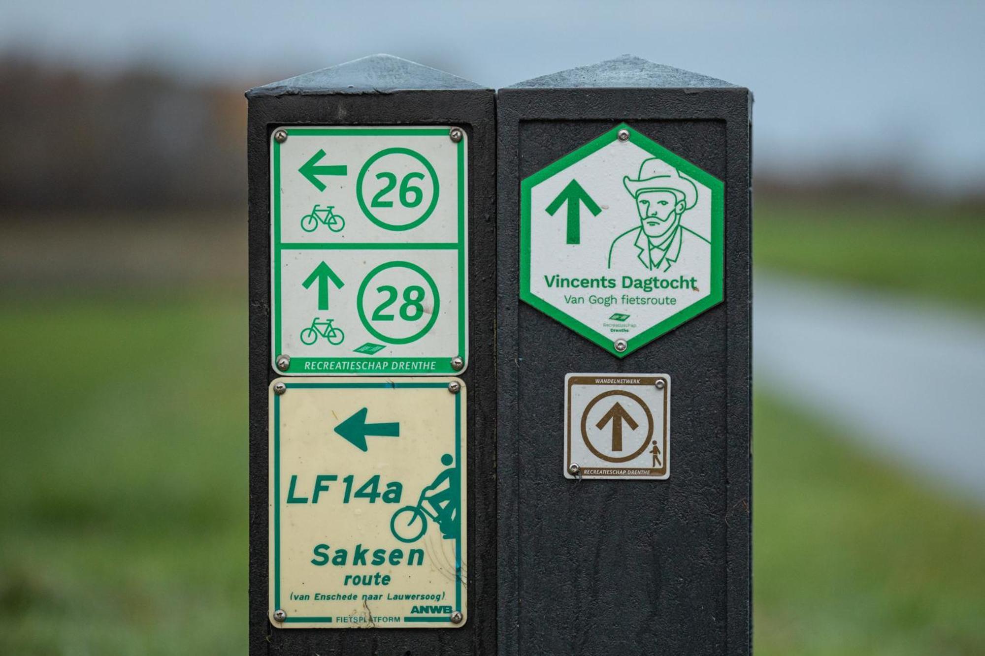 Drents Genieten - Lavendelheide Met Uitzicht Op Het Water Erm Exterior foto